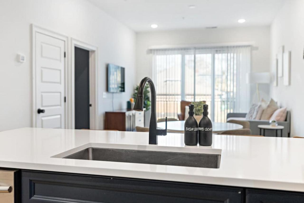 Modern Nashville Condo 5 Beds -3 Miles To Downtown Eksteriør billede